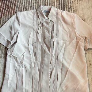 Elegant White Pleated Women's Blouse